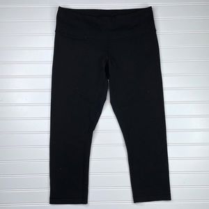 Lululemon Cropped Leggings Size 6 Black Yoga Pants